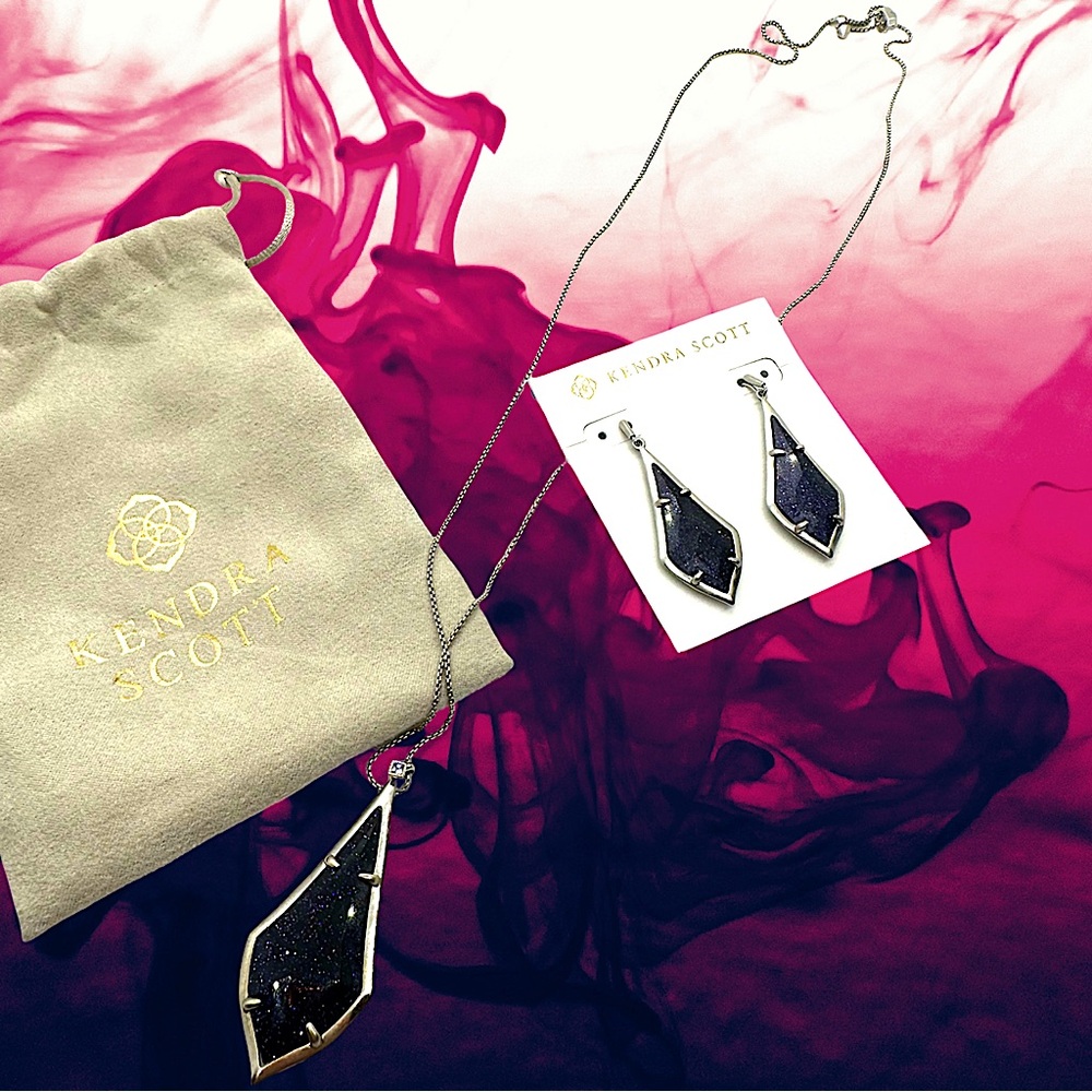 🆕Kendra Scott Women’s Silver/Midnight Blue Pendant Necklace and Earrings❤️❤️